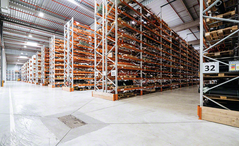 El almacén de Kverneland Group puede gestionar más de 41.700 tarimas